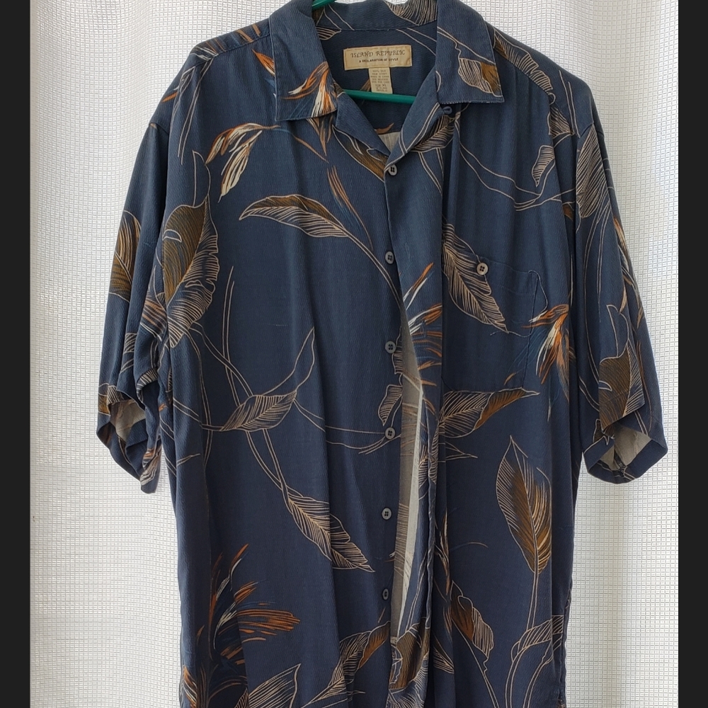 COPY - Island Republic extra large men's button-down casual shirt